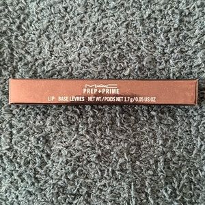 NWT MAC prep and prime lip base